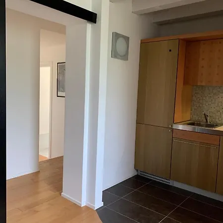 Clara's Place Apartment *